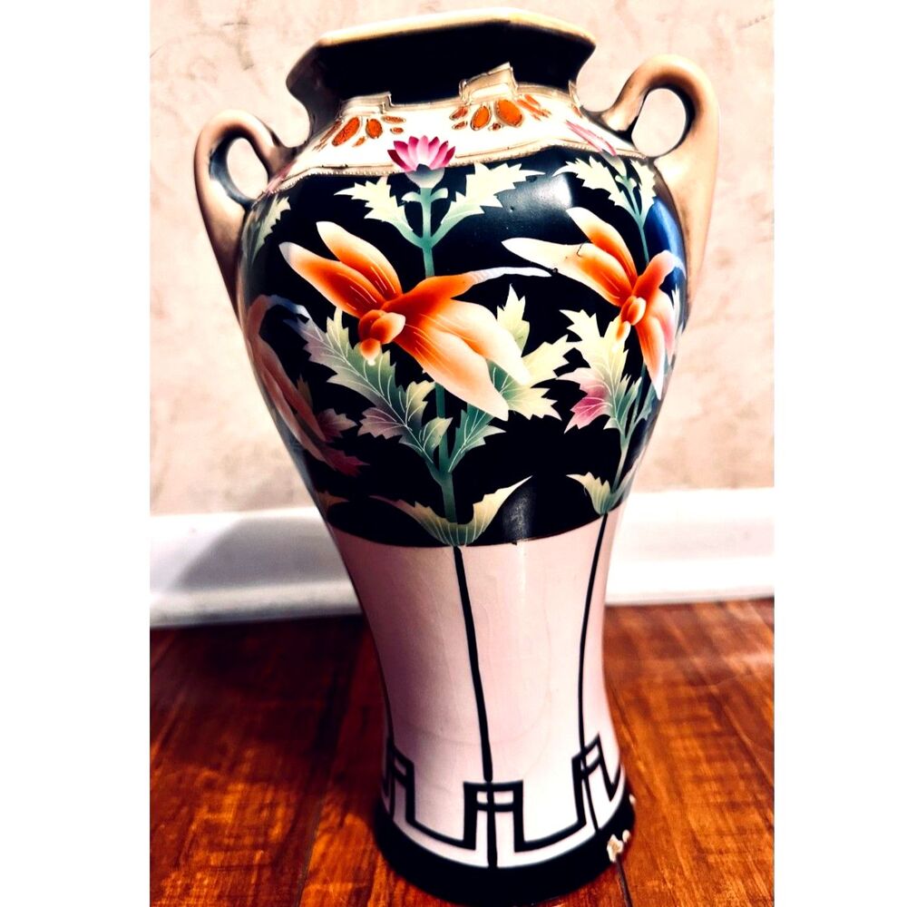 Vintage Japan Royal Nishiki Nipon Satsuma Style Hand Painted Floral Ceramic Vase